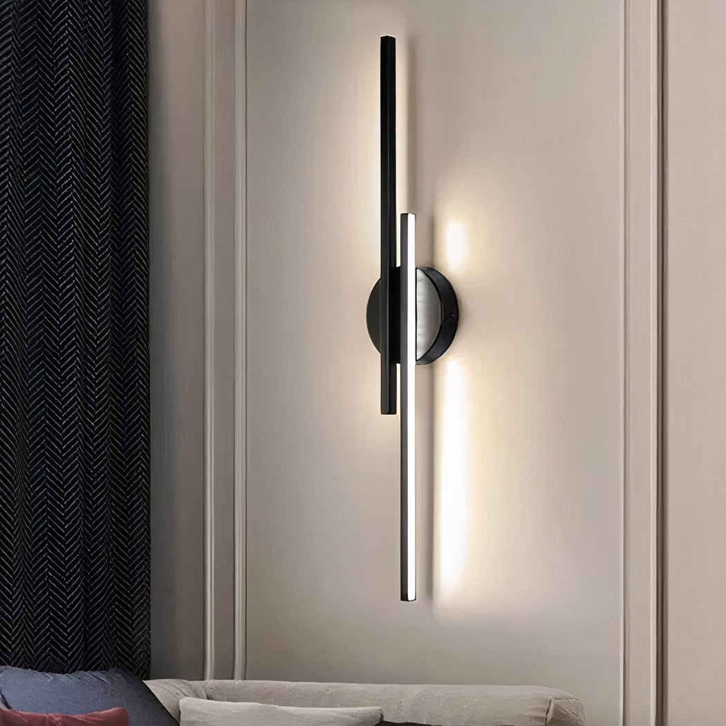 applique-murale-lineaire-design-eclairage-led-blanc-noir-4
