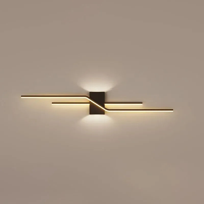 Applique murale LED linéaire double Luminaire Essenza, design minimaliste en noir ou blanc, éclairage moderne pour intérieur.