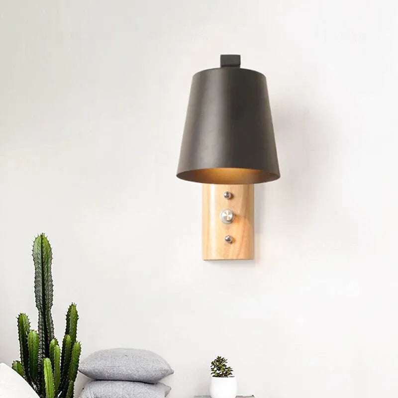 Applique murale moderne blanche de style nordique avec interrupteur, luminaires décoratifs pour intérieur élégant.