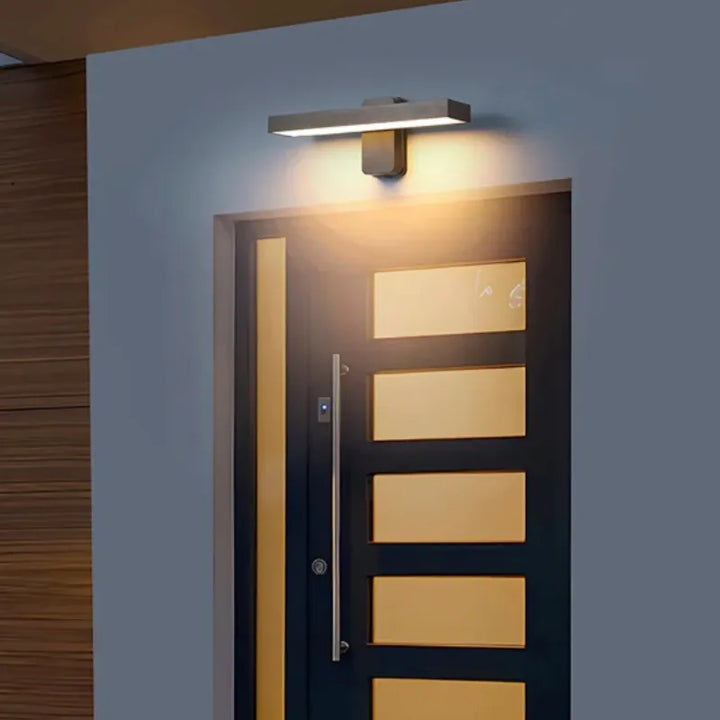Applique murale LED extérieure moderne minimaliste Luminaire Essenza, blanc chaud, 20 cm, design épuré pour l'extérieur.