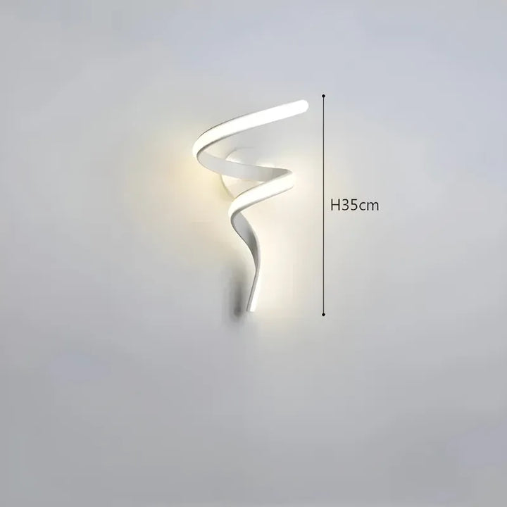 Applique murale LED Luxe Luminaire Essenza noir, blanc et or, éclairage chaud, moderne design pour décoration intérieure.