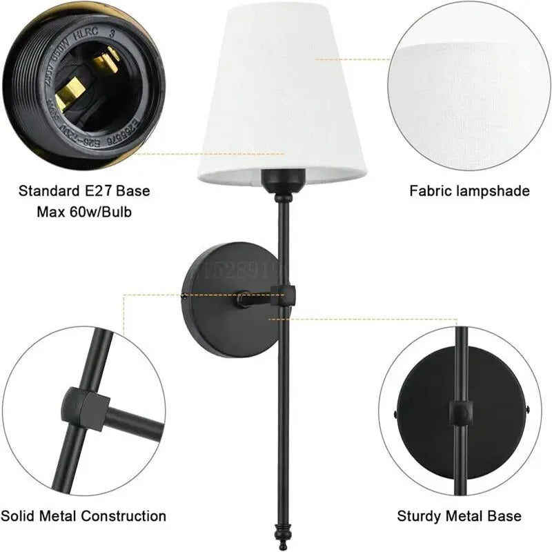 Deux appliques murales LED modernes de style américain en noir, conçues par Luminaire Essenza, pour une décoration élégante.