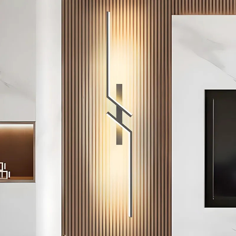 Applique murale moderne LED blanc chaud de 60 cm pour salon, design élégant et minimaliste, de la marque Luminaire Essenza.