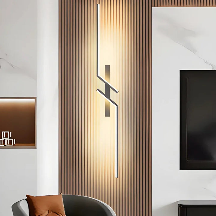Applique murale moderne LED blanc chaud de 60 cm pour salon, design élégant et minimaliste par Luminaire Essenza, côté gauche