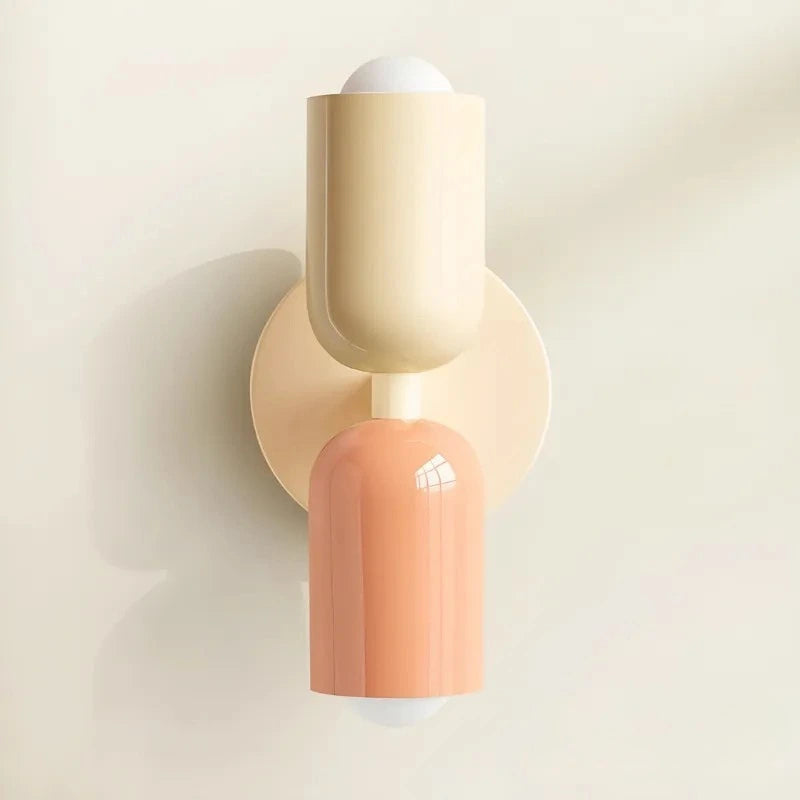 Applique murale scandinave Luminaire Essenza beige et rose, 26 cm, éclairage chaleureux pour mur intérieur.